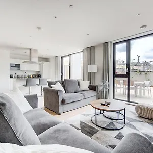  Apartment Guestready - Olympic Park Living